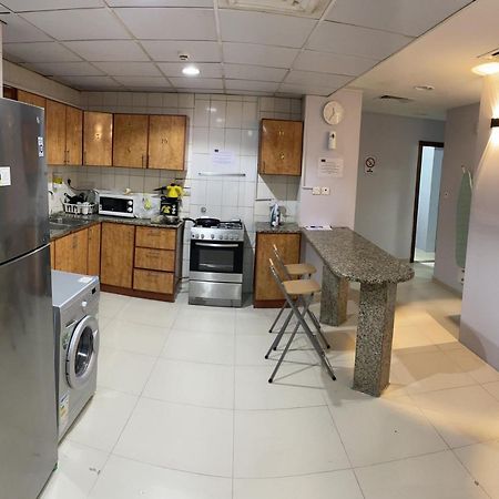 Albarsha 1 Hostel By Phm Dubai Buitenkant foto