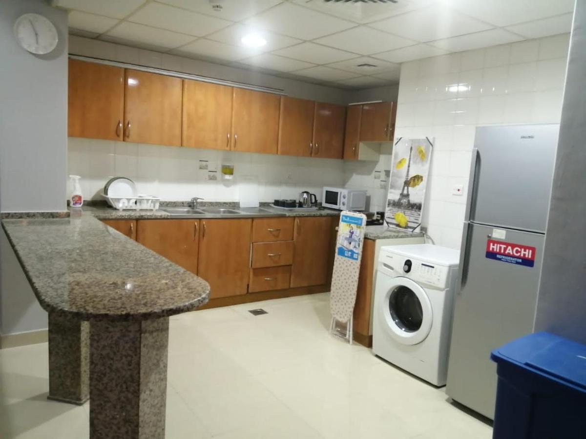 Albarsha 1 Hostel By Phm Dubai Buitenkant foto