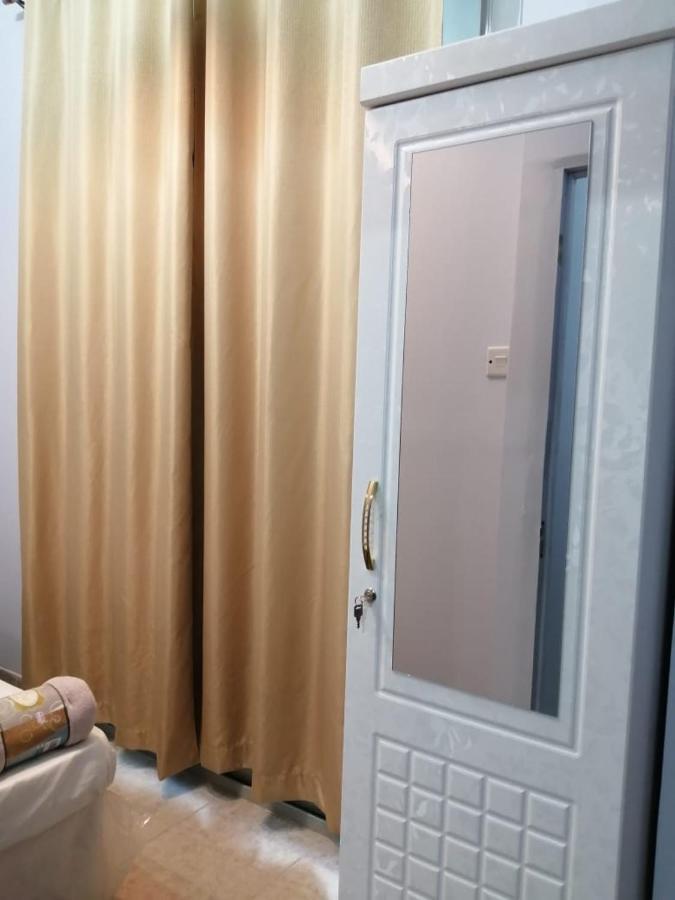 Albarsha 1 Hostel By Phm Dubai Buitenkant foto