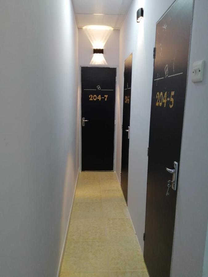 Albarsha 1 Hostel By Phm Dubai Buitenkant foto