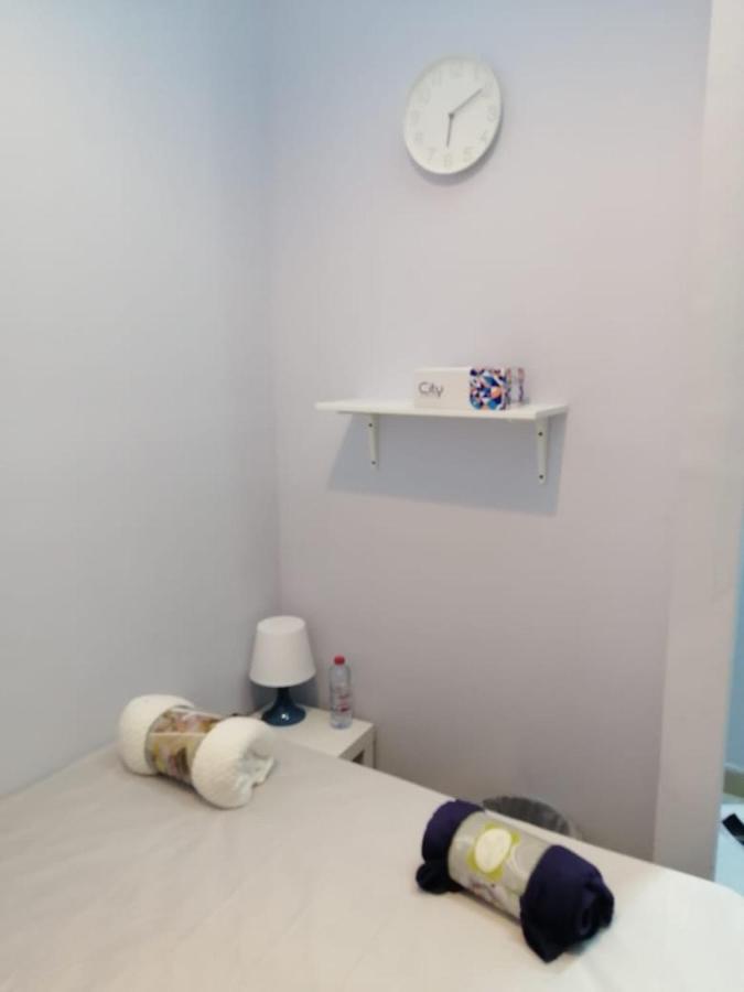 Albarsha 1 Hostel By Phm Dubai Buitenkant foto